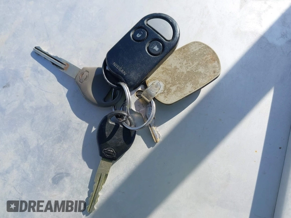 2000 Nissan Frontier XE z VIN 1N6ED27Y7YC341338, wystawiony jako IAAI lot #41486231 z przebiegiem 311 040 mil mil oraz . Historia ofert i sprzedaży dostępna na DreamBid. Obrazek 11.