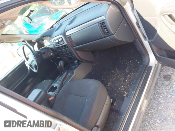 2004 Jeep Grand Cherokee Laredo with VIN 1J4GW48S84C116717, listed as a IAAI auction lot 42568586 with 228,233 mi miles and . Bid and sale history available at DreamBid. Image 5.