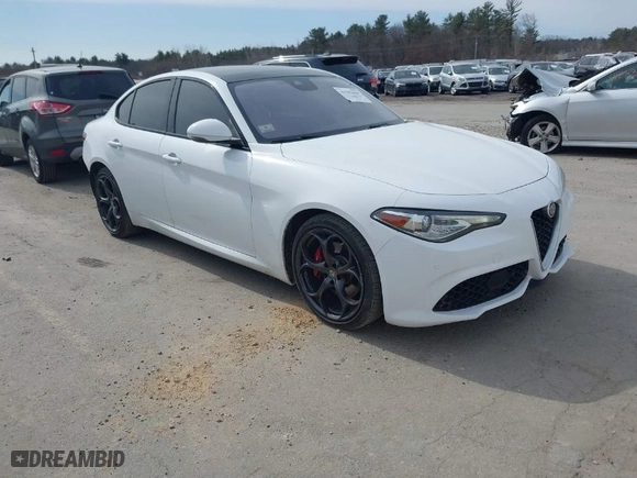 2018 Alfa Romeo Giulia Ti Sport with VIN ZARFAEEN1J7597134, listed as a IAAI auction lot 41783625 with 71,460 mi miles. Bid and sale history available at carsss.com. Image 1.