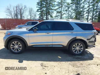 2021 Ford Explorer Limited with VIN 1FMSK8FHXMGA88644, listed as a IAAI auction lot 41833022 with 123,054 mi miles. Bid and sale history available at carsss.com. Image 15.