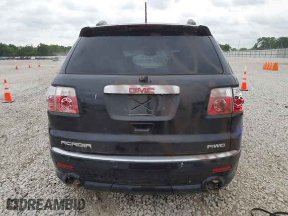2012 GMC Acadia Denali z VIN 1GKKVTED7CJ130125, wystawiony jako Copart lot #64950755 z przebiegiem Nie podano mil oraz Szkoda całkowita • Salvage title. Historia ofert i sprzedaży dostępna na DreamBid. Obrazek 6.
