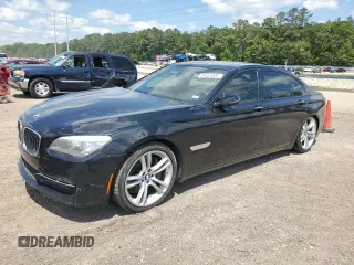 2014 BMW 7 Series ALPINA B7 z VIN WBAYE8C5XED136045, wystawiony jako Copart lot #54751835 z przebiegiem 92 812 mil mil oraz Szkody całkowita. Historia ofert i sprzedaży dostępna na DreamBid. Obrazek 1.