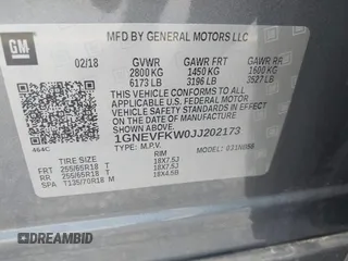 2018 Chevrolet Traverse LS z VIN 1GNEVFKW0JJ202173, wystawiony jako IAAI lot #42494931 z przebiegiem 85 209 mil mil oraz . Historia ofert i sprzedaży dostępna na DreamBid. Obrazek 9.