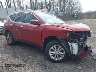 2016 Nissan Rogue SV z VIN 5N1AT2MV3GC888891, wystawiony jako IAAI lot #42031756 z przebiegiem 61 119 mil mil oraz . Historia ofert i sprzedaży dostępna na DreamBid. Obrazek 1.
