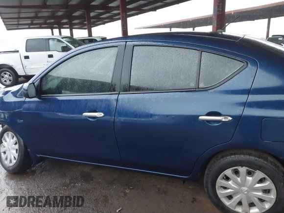 2014 Nissan Versa SV with VIN 3N1CN7AP6EL843863, listed as a IAAI auction lot 41796248 with 112,361 mi miles. Bid and sale history available at carsss.com. Image 15.