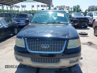 2006 Ford Expedition Eddie Bauer z VIN 1FMPU17596LB00921, wystawiony jako IAAI lot #42388660 z przebiegiem Nie podano mil oraz . Historia ofert i sprzedaży dostępna na DreamBid. Obrazek 12.