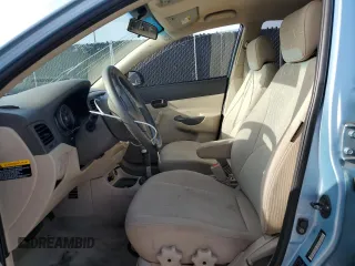2007 Hyundai Accent GLS z VIN KMHCN46C07U075447, wystawiony jako Copart lot #60272835 z przebiegiem 66 610 mil mil oraz Szkoda całkowita • Salvage title. Historia ofert i sprzedaży dostępna na DreamBid. Obrazek 7.
