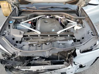 2024 BMW X6 xDrive40i with VIN 5UX33EX04R9T50214, listed as a Copart auction lot 85332204 with 8,710 mi miles and Salvage Title. Bid and sale history available at carsss.com. Image 12.