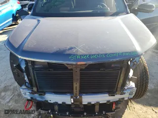 2024 Chevrolet Traverse AWD Z71 with VIN 1GNEVJKS3RJ229346, listed as a Copart auction lot 84790894 with 1,465 mi miles and Salvage Title. Bid and sale history available at carsss.com. Image 12.