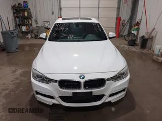 2014 BMW 3 Series 328d xDrive z VIN WBA3D5C51EKX98278, wystawiony jako IAAI lot #41775547 z przebiegiem 211 480 mil mil oraz . Historia ofert i sprzedaży dostępna na DreamBid. Obrazek 13.