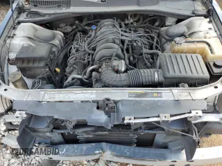 2005 Dodge Magnum RT z VIN 2D8GV58205H550371, wystawiony jako Copart lot #52808415 z przebiegiem 201 932 mil mil oraz Szkody całkowita. Historia ofert i sprzedaży dostępna na DreamBid. Obrazek 12.