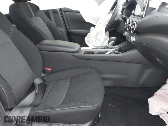 2021 Nissan Sentra SV with VIN 3N1AB8CV5MY268500, listed as a IAAI auction lot 41576778 with 22,137 mi miles and . Bid and sale history available at DreamBid. Image 5.