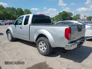 2010 Nissan Frontier SE z VIN 1N6AD0CUXAC436780, wystawiony jako IAAI lot #42720584 z przebiegiem 131 462 mil mil oraz . Historia ofert i sprzedaży dostępna na DreamBid. Obrazek 3.