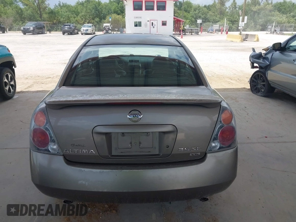 2003 Nissan Altima SE with VIN 1N4BL11D13C290488, listed as a IAAI auction lot 42357527 with 82,945 mi miles and . Bid and sale history available at DreamBid. Image 16.