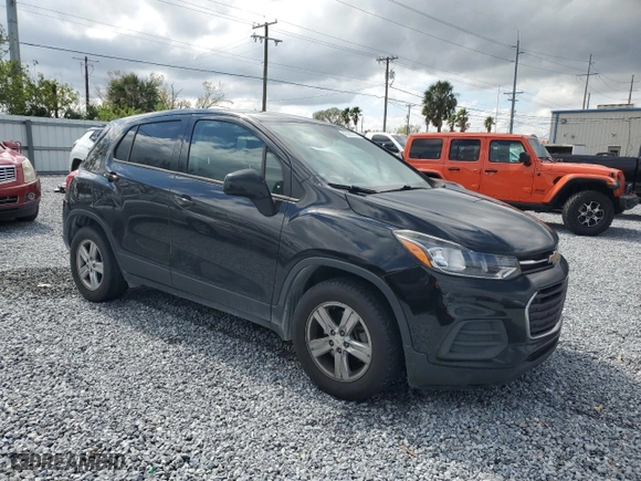2020 Chevrolet Trax LS with VIN KL7CJKSB3LB059828, listed as a Copart auction lot 45025735 with 133,142 mi miles and Salvage Title. Bid and sale history available at carsss.com. Image 4.
