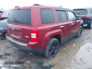 2016 Jeep Patriot Latitude with VIN 1C4NJPFA4GD748183, listed as a IAAI auction lot 41463617 with 76,598 mi miles and . Bid and sale history available at DreamBid. Image 4.