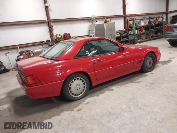 1992 Mercedes-Benz 300 with VIN WDBFA61E1NF037324, listed as a IAAI auction lot 41586666 with 84,504 mi miles and . Bid and sale history available at DreamBid. Image 4.