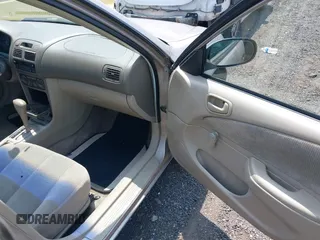 2001 Toyota Corolla CE with VIN 2T1BR12E81C398191, listed as a IAAI auction lot 42684914 with 176,667 mi miles and . Bid and sale history available at DreamBid. Image 5.