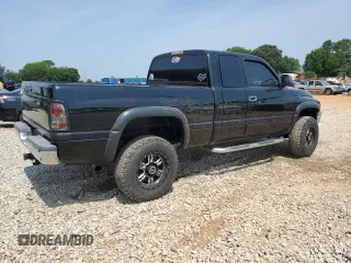2001 Dodge 1500 z VIN 3B7HC13Z51M568382, wystawiony jako Copart lot #60704135 z przebiegiem 111 750 mil mil oraz Czysty tytuł • Clean title. Historia ofert i sprzedaży dostępna na DreamBid. Obrazek 3.