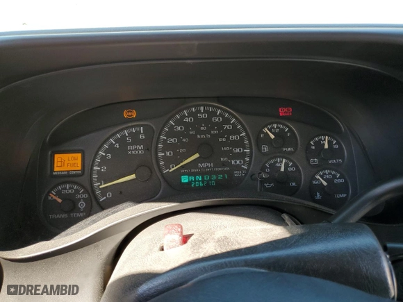 1999 Chevrolet Silverado 2500 LS with VIN 1GCGC29U2XE202665, listed as a Copart auction lot 73572134 with 206,210 mi miles and Salvage Title. Bid and sale history available at carsss.com. Image 9.