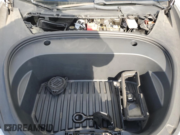 2021 Tesla Model 3 Standard Range Plus z VIN 5YJ3E1EA3MF855031, wystawiony jako Copart lot #51135295 z przebiegiem 41 488 mil mil oraz Szkody całkowita. Historia ofert i sprzedaży dostępna na DreamBid. Obrazek 11.