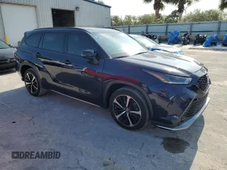 2022 Toyota Highlander XSE with VIN 5TDLZRAH5NS133434, listed as a Copart auction lot 53945075 with 47,634 mi miles and Salvage title. Bid and sale history available at DreamBid. Image 4.