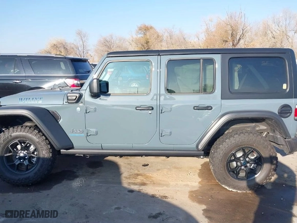 2024 Jeep Wrangler 4xe Willys with VIN 1C4RJXN66RW369353, listed as a IAAI auction lot 41035725 with 1,352 mi miles. Bid and sale history available at carsss.com. Image 14.