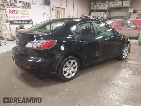 2013 Mazda 3 i SV with VIN JM1BL1TG1D1824491, listed as a IAAI auction lot 41603105 with 120,451 mi miles. Bid and sale history available at carsss.com. Image 4.