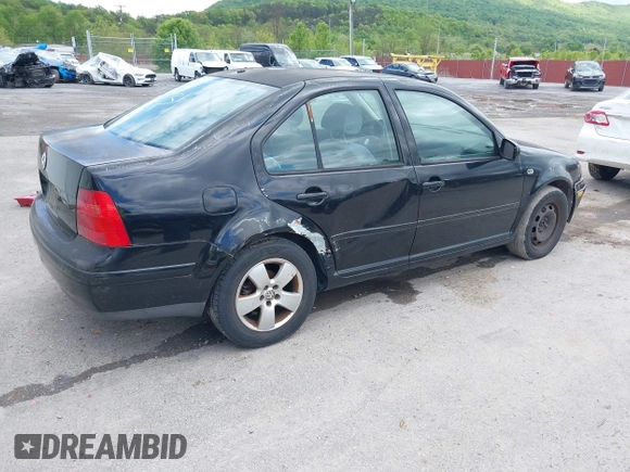2003 Volkswagen Jetta GLS с VIN 3VWSK69M43M126923, выставлен на аукционе IAAI как лот 42211808 с пробегом 212 187 миль миль и . История ставок и продаж доступна на DreamBid. Изображение 4.