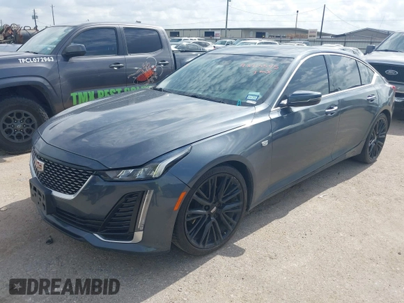 2021 Cadillac CT5 Premium Luxury z VIN 1G6DN5RK9M0111997, wystawiony jako IAAI lot #42715545 z przebiegiem 78 769 mil mil oraz . Historia ofert i sprzedaży dostępna na DreamBid. Obrazek 17.