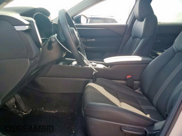2024 Mazda CX-50 S Select with VIN 7MMVABAM1RN212213, listed as a Copart auction lot 57335615 with 11,371 mi miles and Salvage title. Bid and sale history available at DreamBid. Image 7.