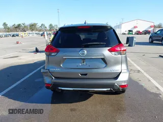 2018 Nissan Rogue SV z VIN JN8AT2MV0JW301660, wystawiony jako IAAI lot #41917845 z przebiegiem 112 416 mil mil oraz . Historia ofert i sprzedaży dostępna na DreamBid. Obrazek 16.