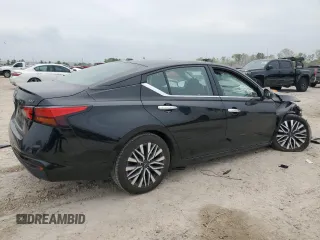 2024 Nissan Altima SV with VIN 1N4BL4DV2RN335764, listed as a Copart auction lot 50700695 with 26,438 mi miles and Salvage Title. Bid and sale history available at DreamBid. Image 3.