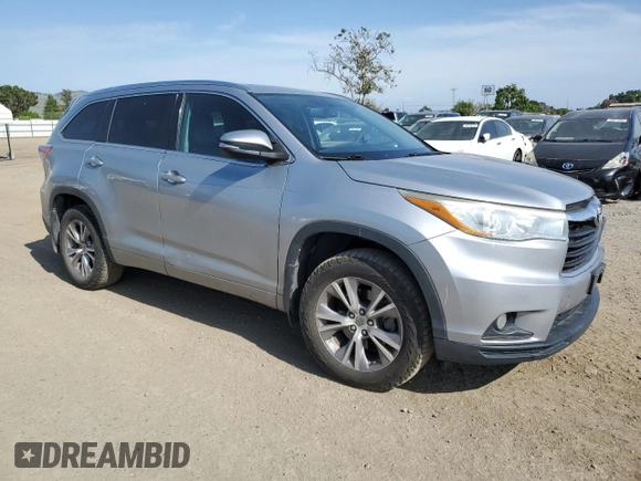 2015 Toyota Highlander XLE z VIN 5TDJKRFH1FS216509, wystawiony jako Copart lot #54722535 z przebiegiem 150 873 mil mil oraz Szkoda całkowita • Salvage title. Historia ofert i sprzedaży dostępna na DreamBid. Obrazek 4.