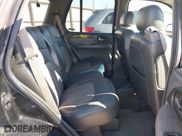 2002 GMC Envoy SLT z VIN 1GKDT13S322146884, wystawiony jako IAAI lot #42244937 z przebiegiem 203 633 mil mil oraz . Historia ofert i sprzedaży dostępna na DreamBid. Obrazek 8.