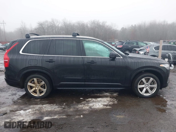 2021 Volvo XC90 Momentum z VIN YV4A22PK5M1711997, wystawiony jako IAAI lot #41548069 z przebiegiem 62 672 mil mil oraz . Historia ofert i sprzedaży dostępna na DreamBid. Obrazek 13.
