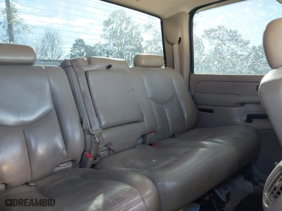 2006 Chevrolet Silverado 1500 LT1 with VIN 2GCEK13Z961290056, listed as a IAAI auction lot 41179161 with 343,687 mi miles. Bid and sale history available at carsss.com. Image 8.