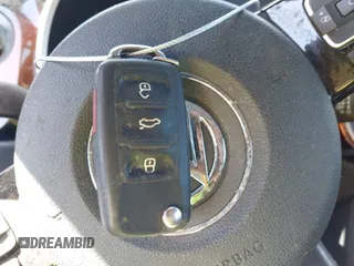2013 Volkswagen Beetle 2.5L with VIN 3VWJP7ATXDM679115, listed as a IAAI auction lot 42212965 with Not Provided miles and . Bid and sale history available at DreamBid. Image 11.