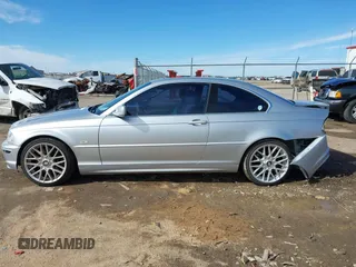 2001 BMW 3 Series 330Ci with VIN WBABN534X1JU35879, listed as a IAAI auction lot 41596963 with 206,953 mi miles. Bid and sale history available at carsss.com. Image 15.