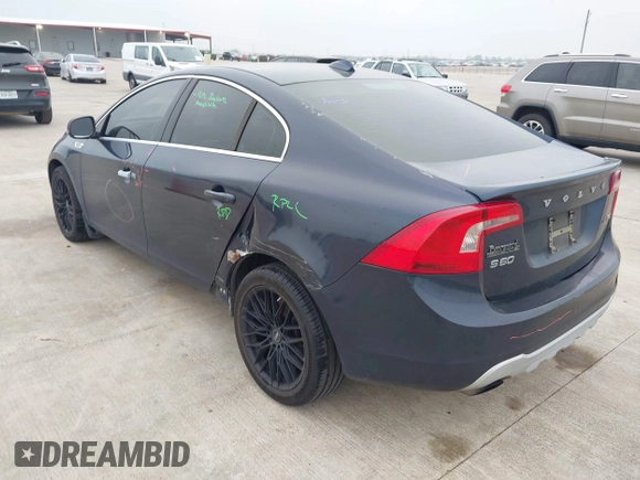 2012 Volvo S60 T5 with VIN YV1622FS0C2122692, listed as a IAAI auction lot 41924096 with 165,749 mi miles. Bid and sale history available at carsss.com. Image 3.