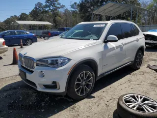 2015 BMW X5 xDrive35d with VIN 5UXKS4C57F0N10564, listed as a Copart auction lot 49235615 with 118,828 mi miles and Salvage Title. Bid and sale history available at carsss.com. Image 1.
