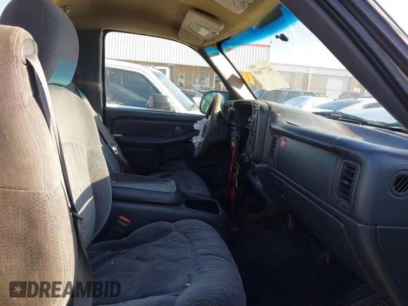 1999 Chevrolet Silverado 1500 with VIN 1GCEC14W9XZ129037, listed as a IAAI auction lot 41777069 with 1 mi miles. Bid and sale history available at carsss.com. Image 5.