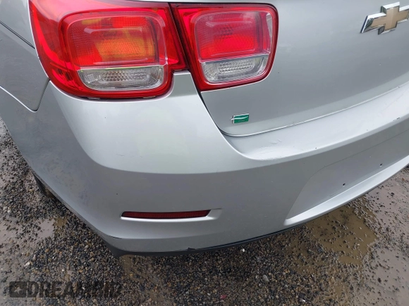 2015 Chevrolet Malibu LS with VIN 1G11A5SL5FF320869, listed as a IAAI auction lot 40222579 with 165,842 mi miles and . Bid and sale history available at DreamBid. Image 18.