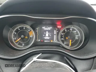 2019 Jeep Cherokee Latitude Plus с VIN 1C4PJMLBXKD212979, выставлен на аукционе Copart как лот 47649095 с пробегом 120 812 миль миль и Списание • Salvage title. История ставок и продаж доступна на DreamBid. Изображение 9.