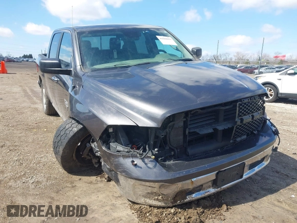 2017 Ram 1500 Big Horn z VIN 1C6RR7LT2HS766282, wystawiony jako IAAI lot #41868659 z przebiegiem 133 887 mil mil oraz . Historia ofert i sprzedaży dostępna na DreamBid. Obrazek 1.