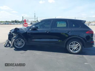 2016 Porsche Cayenne z VIN WP1AA2A25GLA09331, wystawiony jako IAAI lot #42232191 z przebiegiem 109 890 mil mil oraz . Historia ofert i sprzedaży dostępna na DreamBid. Obrazek 15.