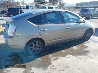 2009 Toyota Prius with VIN JTDKB20U093511771, listed as a IAAI auction lot 41546275 with 172,084 mi miles and . Bid and sale history available at DreamBid. Image 4.