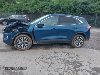 2020 Ford Escape Titanium с VIN 1FMCU9J92LUC16654, выставлен на аукционе IAAI как лот 42369259 с пробегом 73 515 миль миль и . История ставок и продаж доступна на DreamBid. Изображение 15.