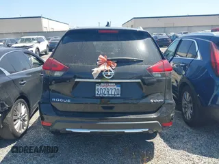 2020 Nissan Rogue S z VIN KNMAT2MV6LP534760, wystawiony jako IAAI lot #41573142 z przebiegiem 73 833 mil mil oraz . Historia ofert i sprzedaży dostępna na DreamBid. Obrazek 17.