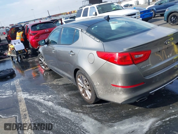 2015 Kia Optima SX Turbo with VIN 5XXGR4A69FG474261, listed as a IAAI auction lot 41103677 with 119,988 mi miles. Bid and sale history available at carsss.com. Image 3.